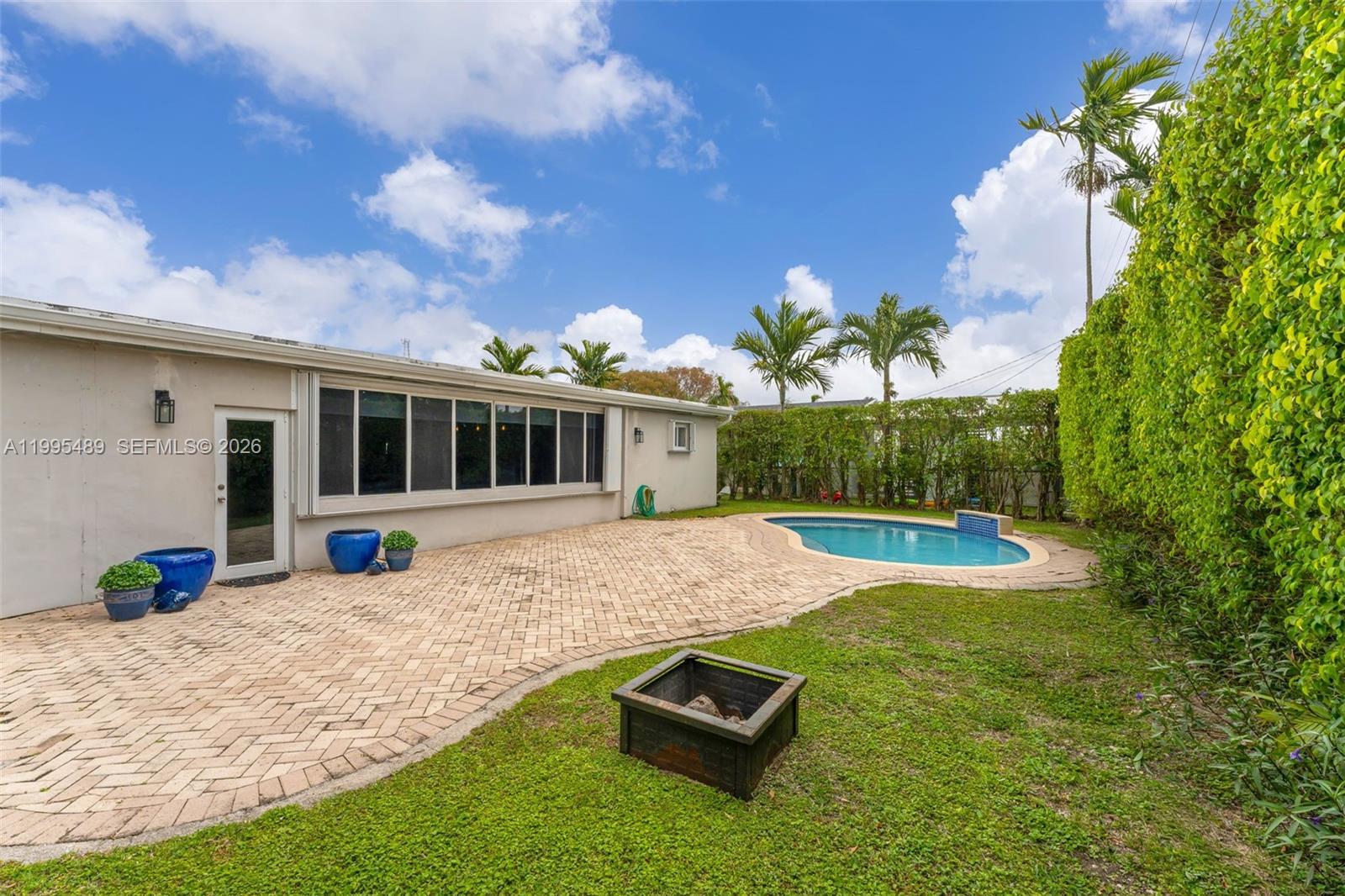 DARLINGTON MANOR - Residential