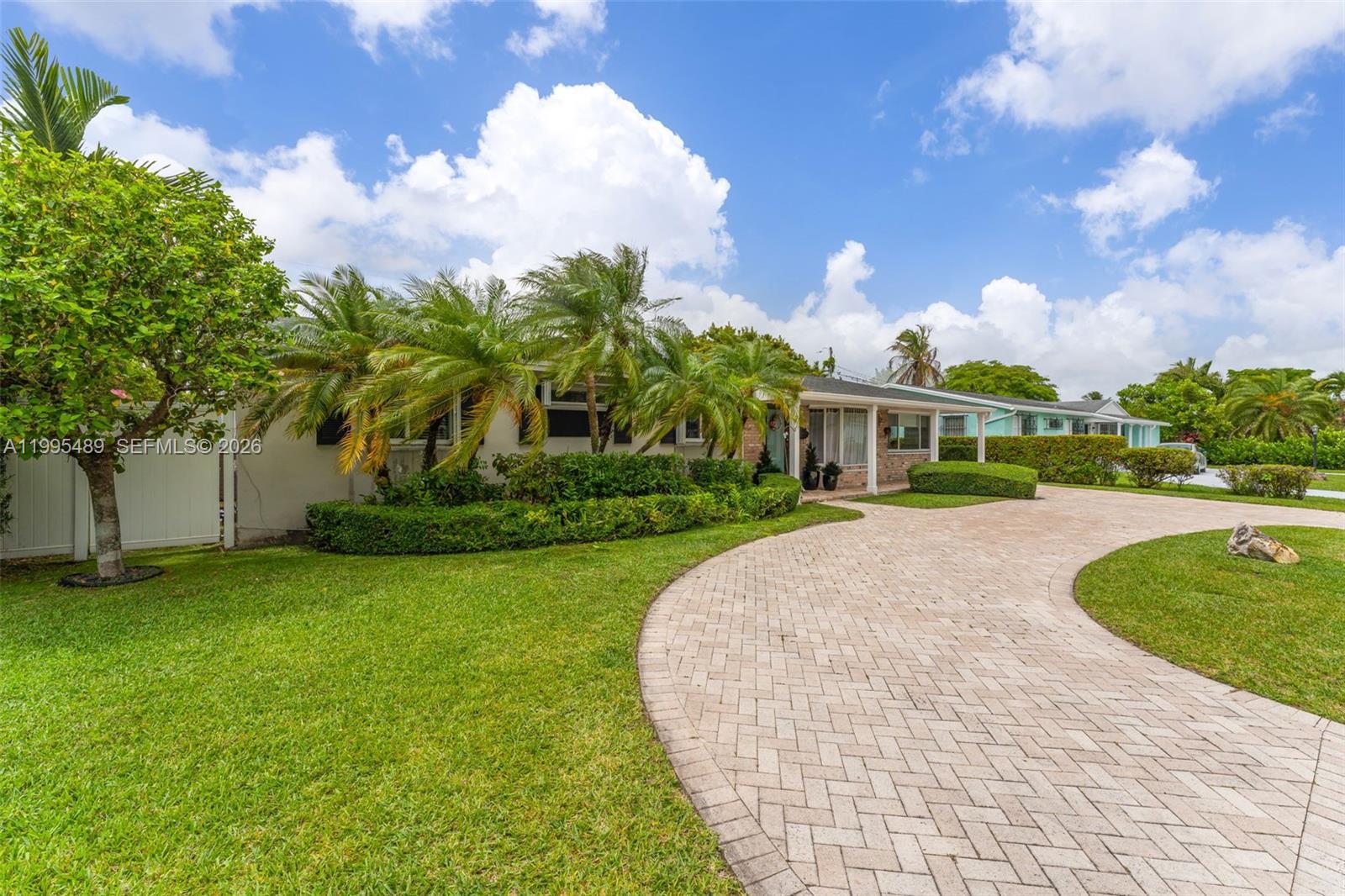 DARLINGTON MANOR - Residential