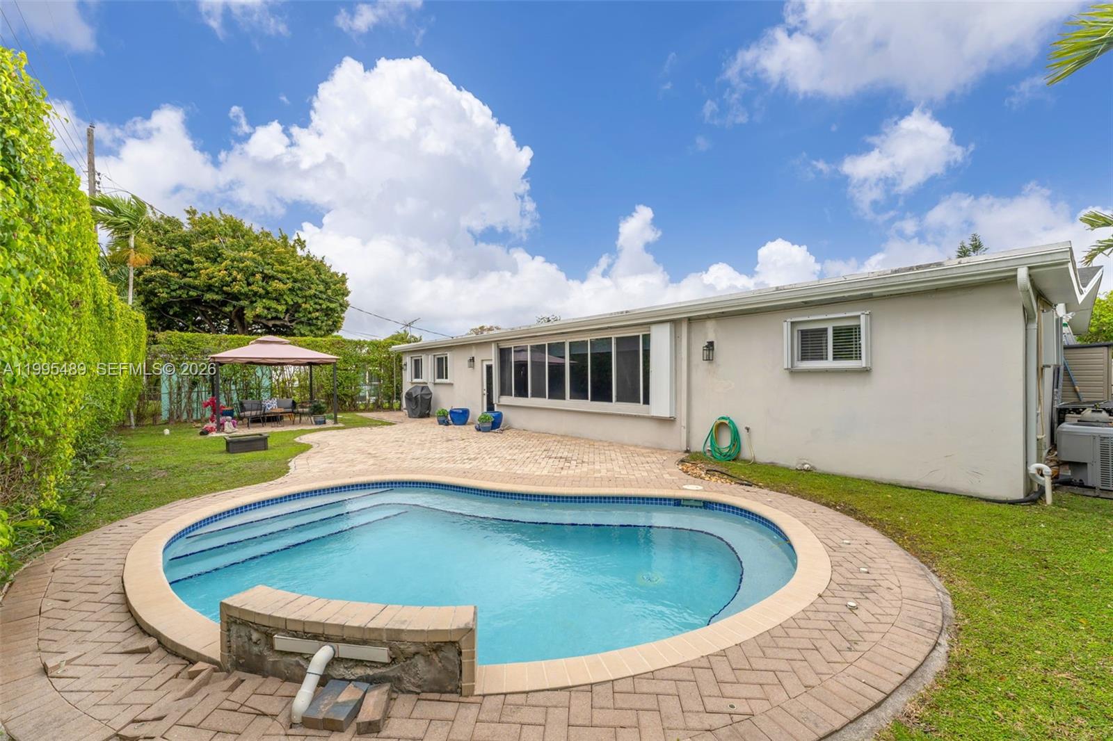 DARLINGTON MANOR - Residential