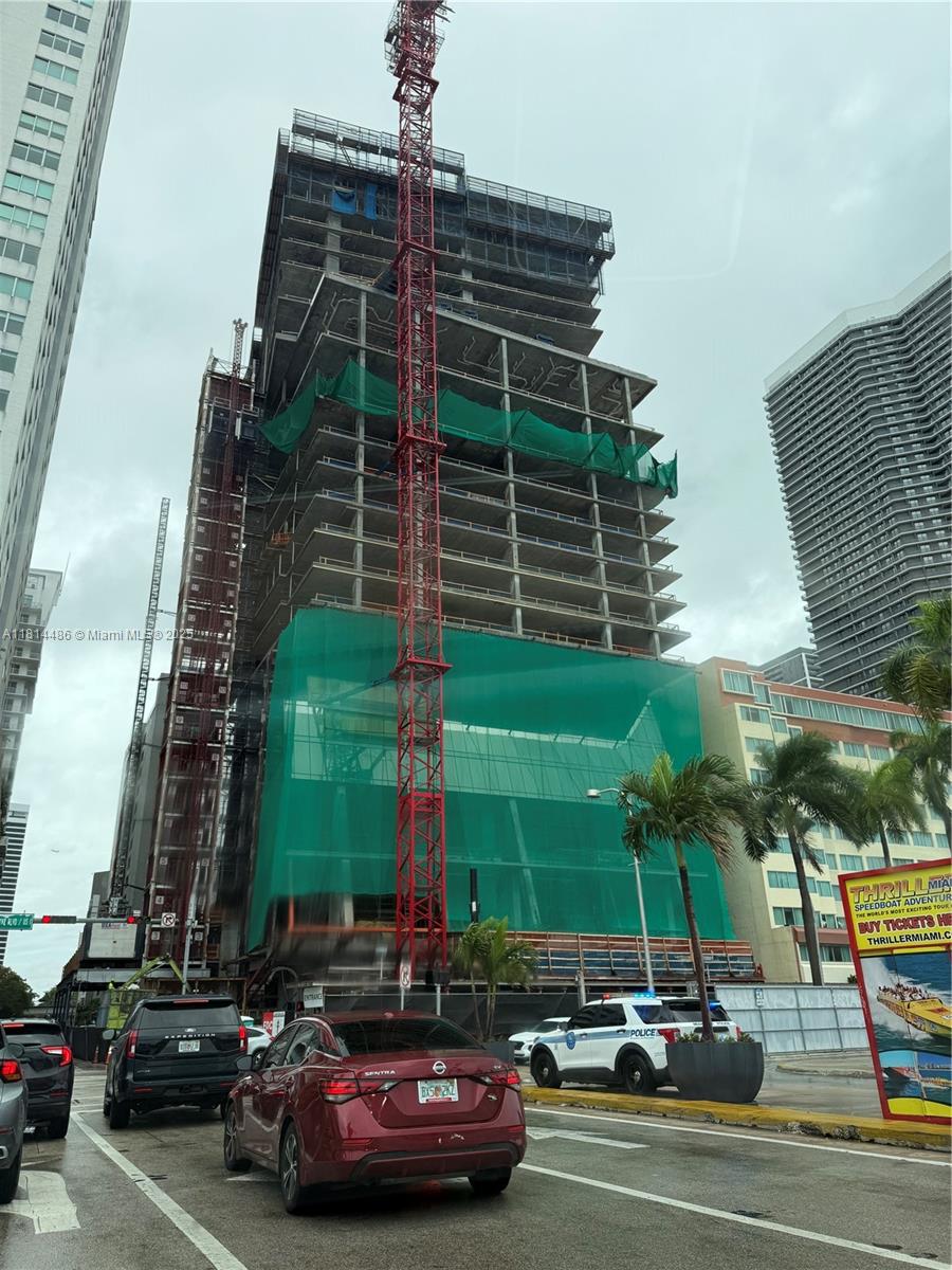 WALDORF ASTORIA MIAMI - Residential