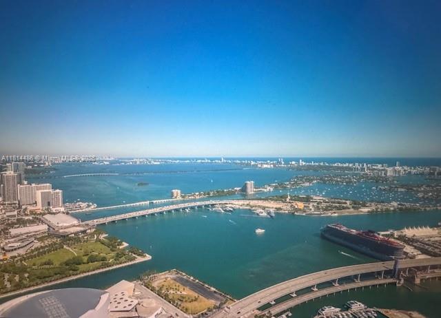 WALDORF ASTORIA MIAMI - Residential
