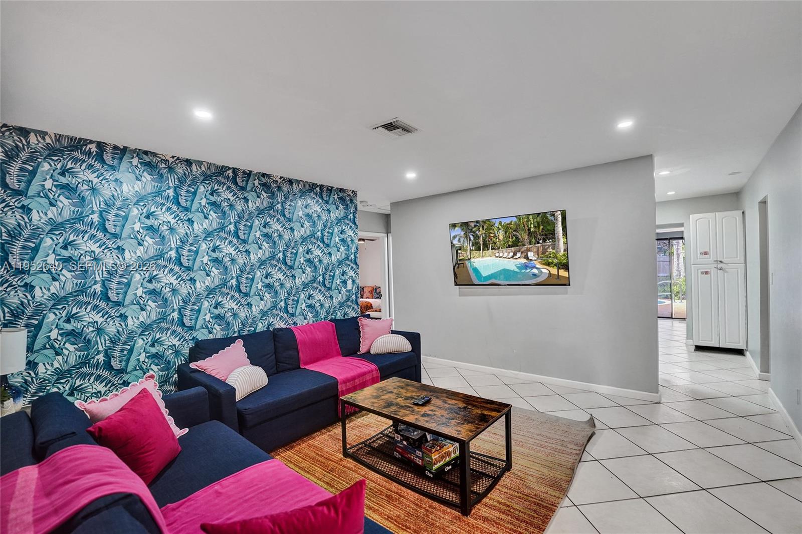 ALMAR ESTATES WILTON MANOR - Residential