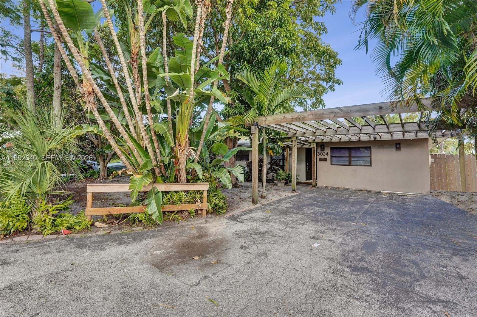 ALMAR ESTATES WILTON MANOR - Residential