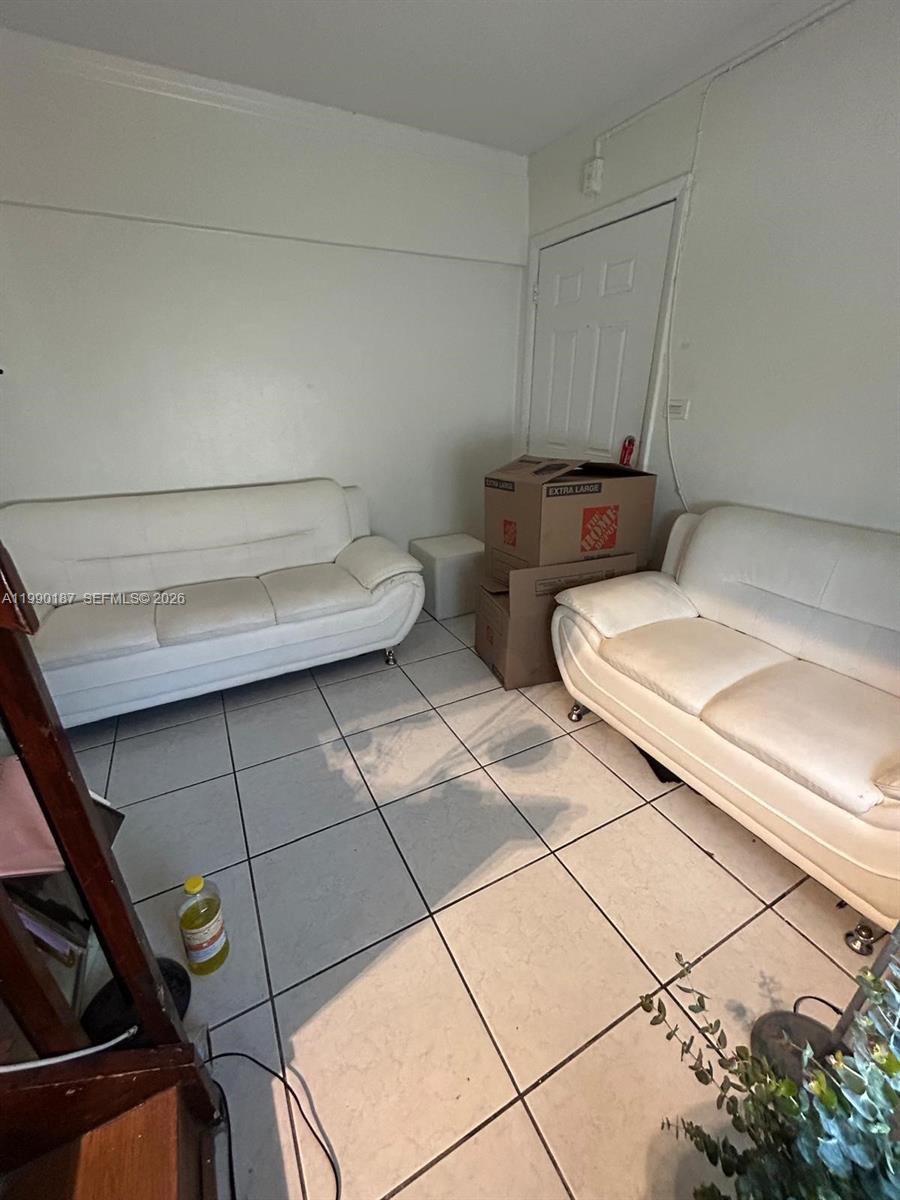 AUBURNDALE CONDO - Residential Lease