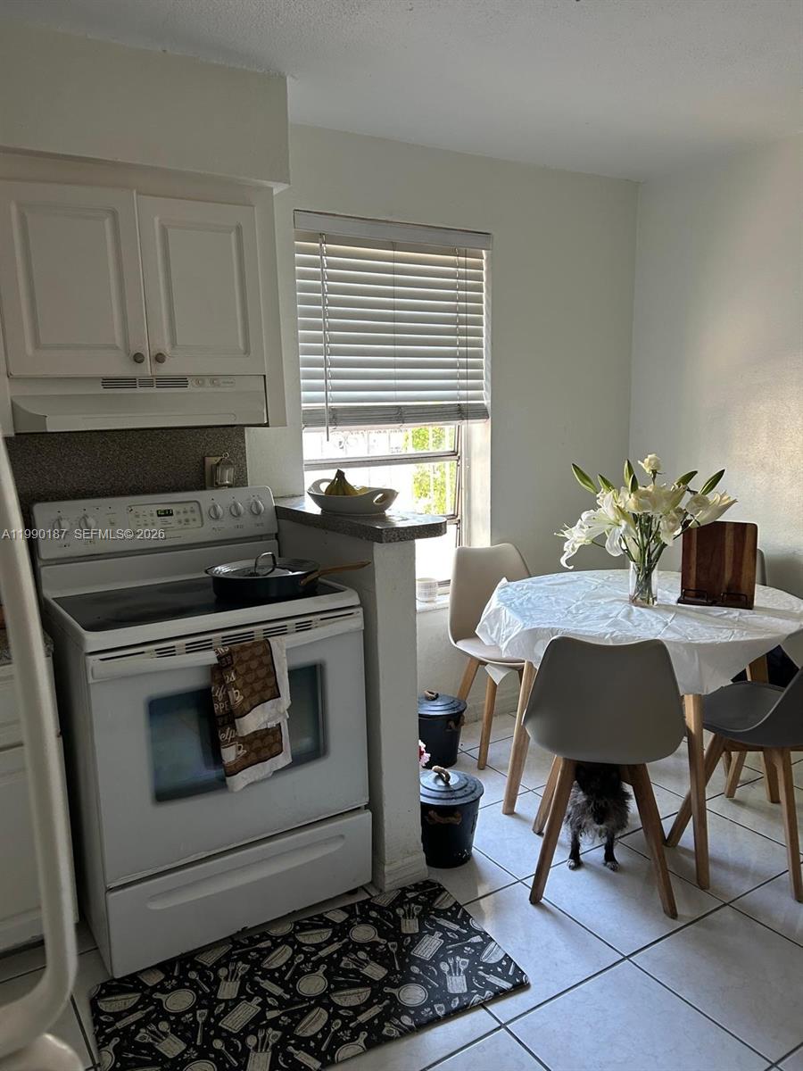 AUBURNDALE CONDO - Residential Lease