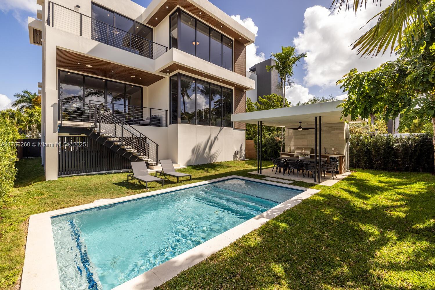 AQUA MARINE - Residential