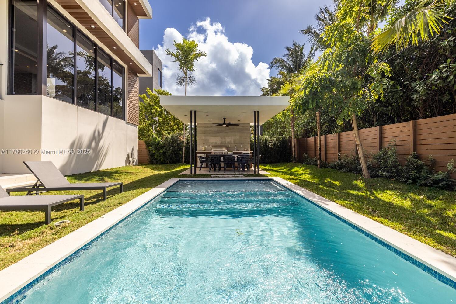 AQUA MARINE - Residential