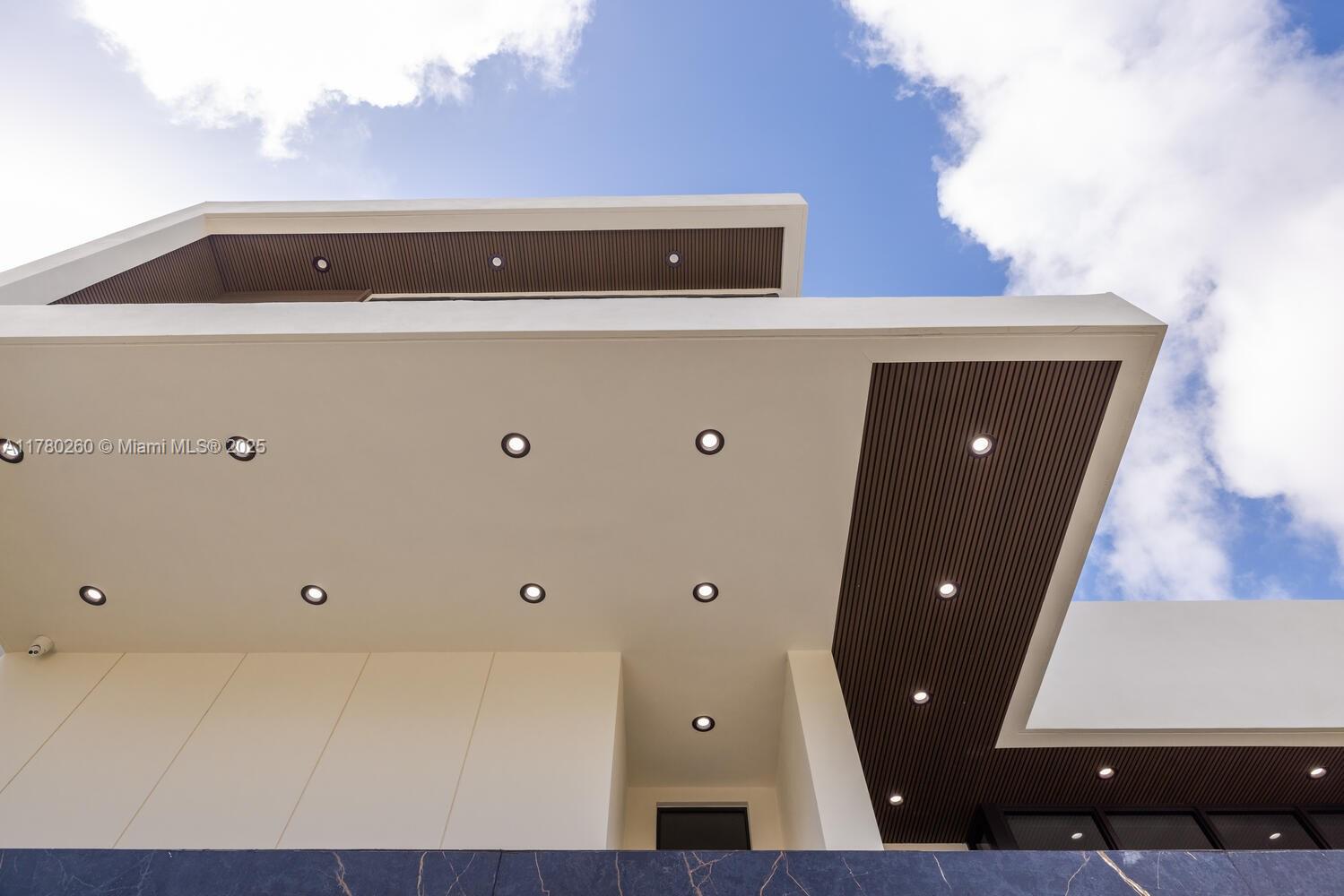 AQUA MARINE - Residential