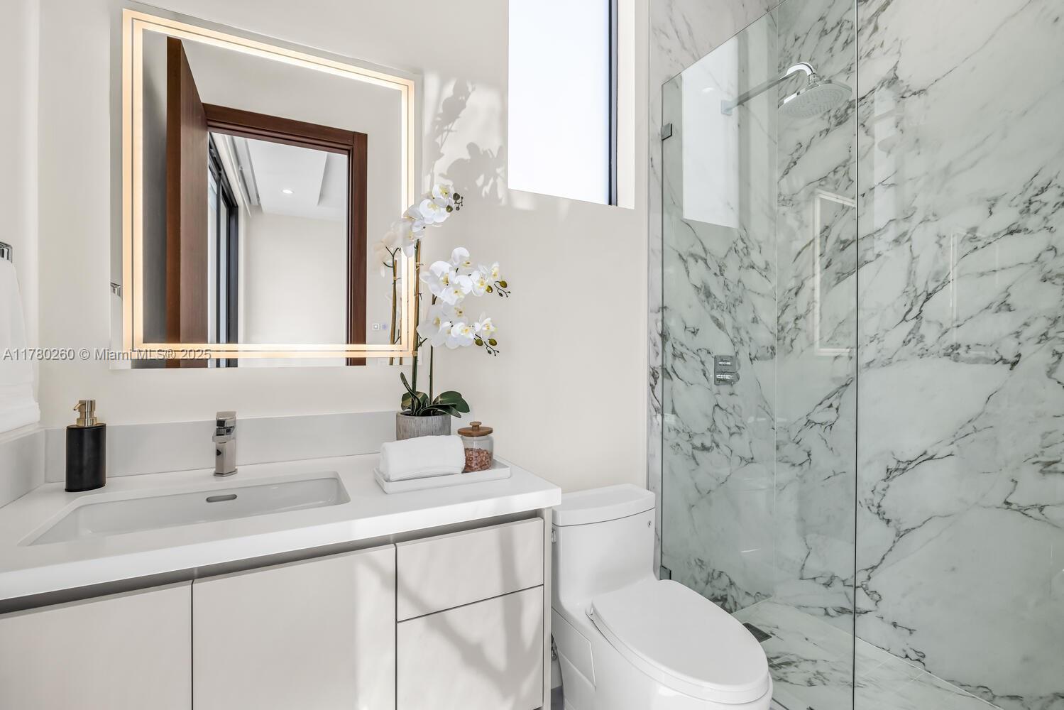 AQUA MARINE - Residential