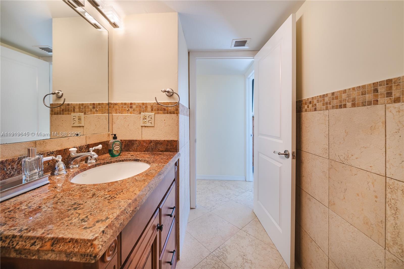 THE GEORGIAN CONDO - Residential