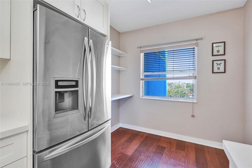 Photo of 4001 Hillcrest Dr #817, Hollywood, FL 33021 (MLS # A11988355)