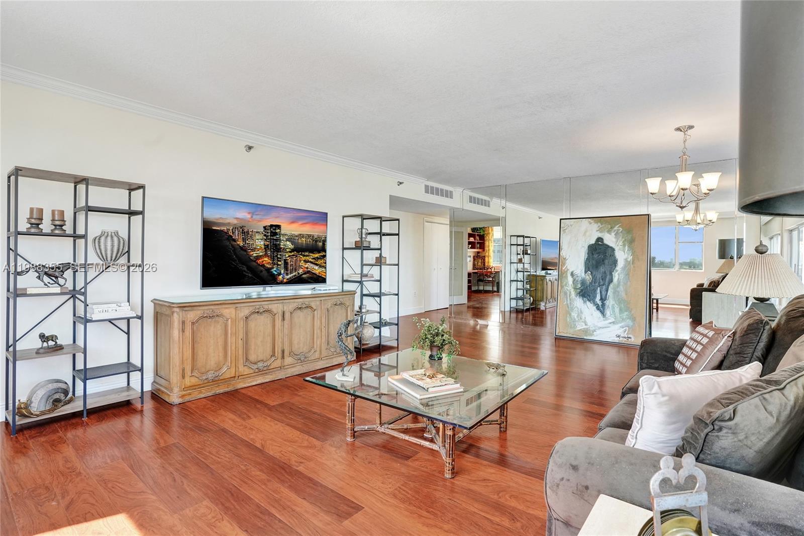 HILLCREST EAST NO 26 COND - Residential