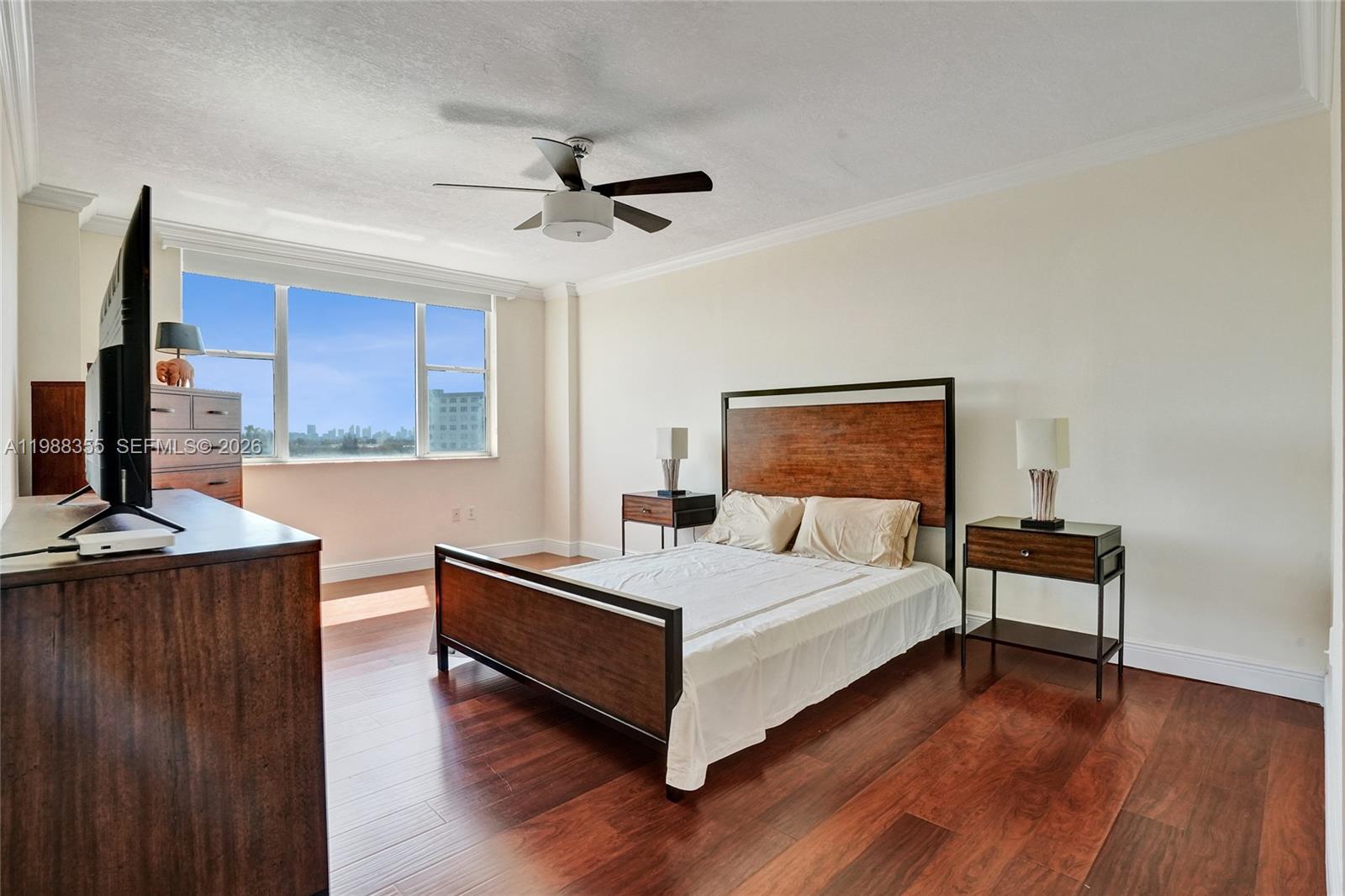 HILLCREST EAST NO 26 COND - Residential