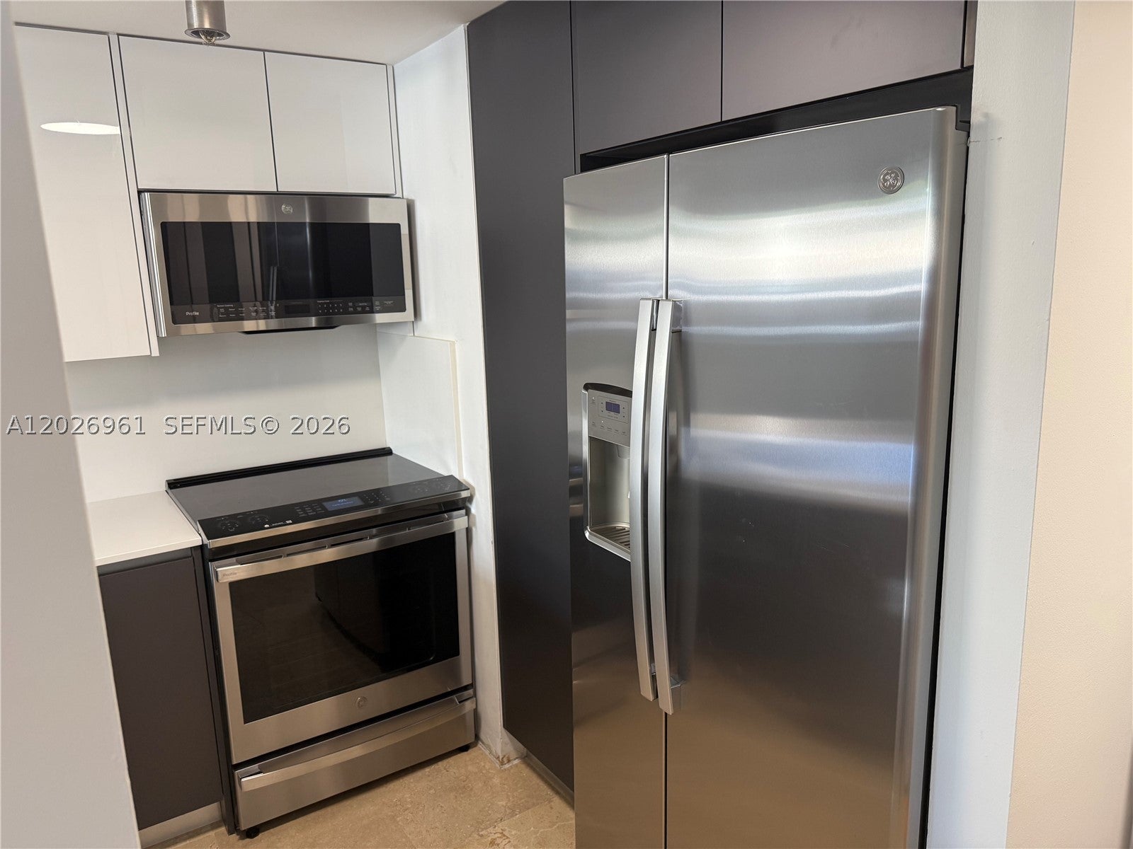 540 Brickell Key Dr 410
