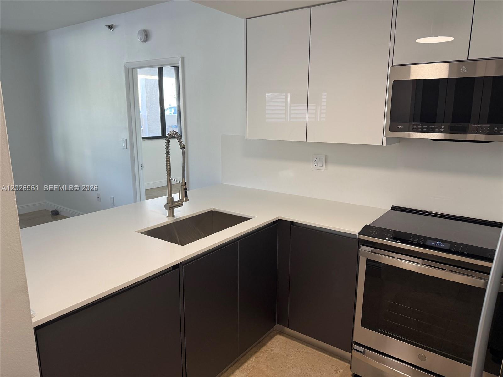 Brickell Key II - Residential