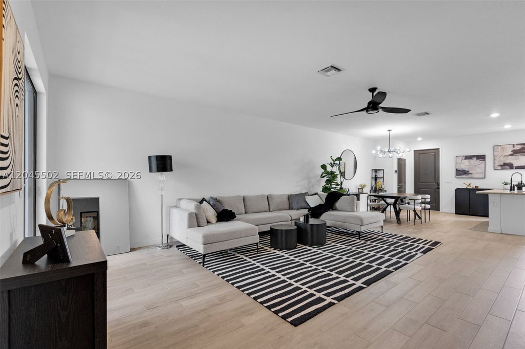 Photo of 387 NW 17th St, Fort Lauderdale, FL 33311 (MLS # A12045502)