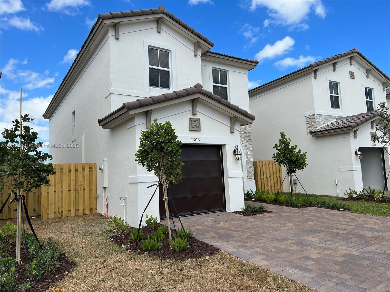 2303 NW 131th Circle 2303