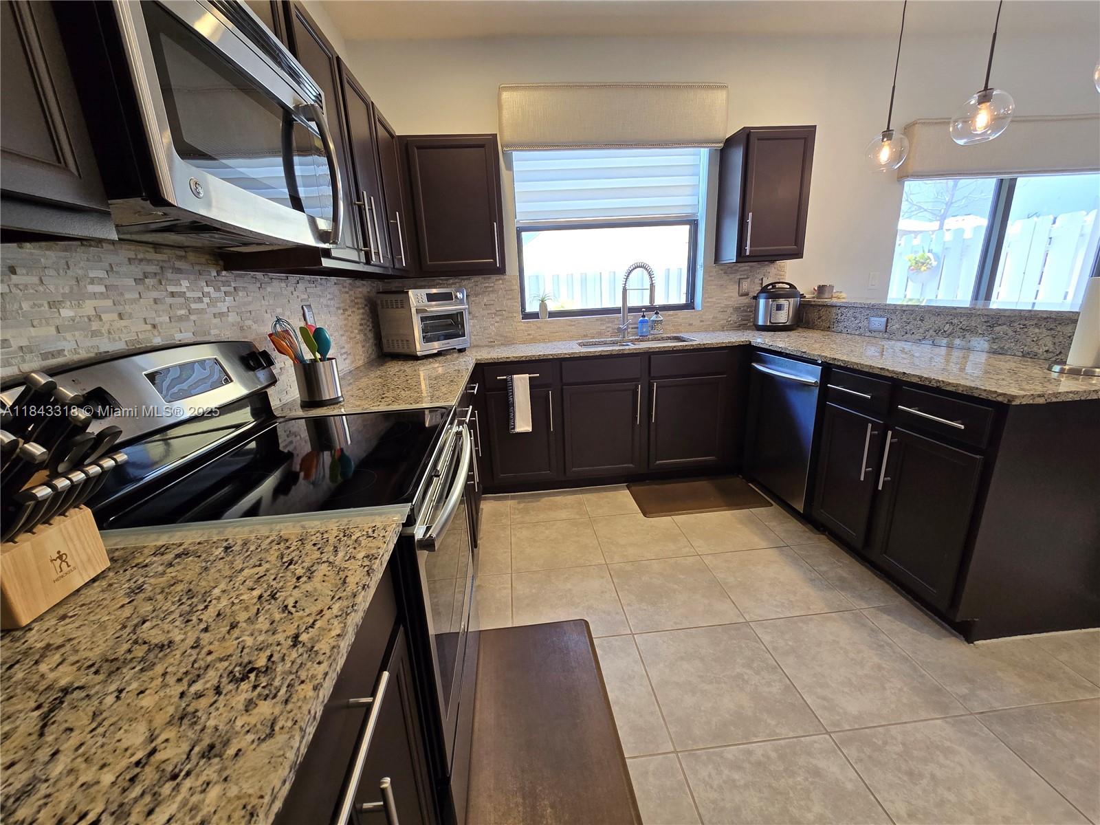 15072 SW 117th Ter