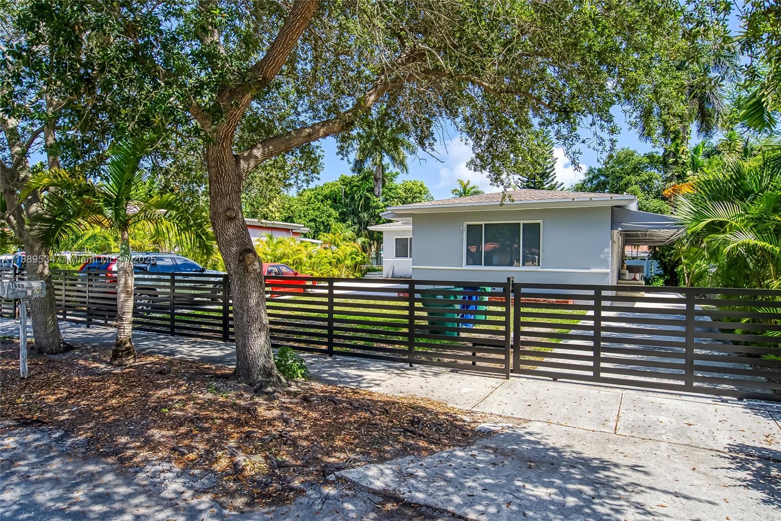 1600 NE 110th Ter 1600