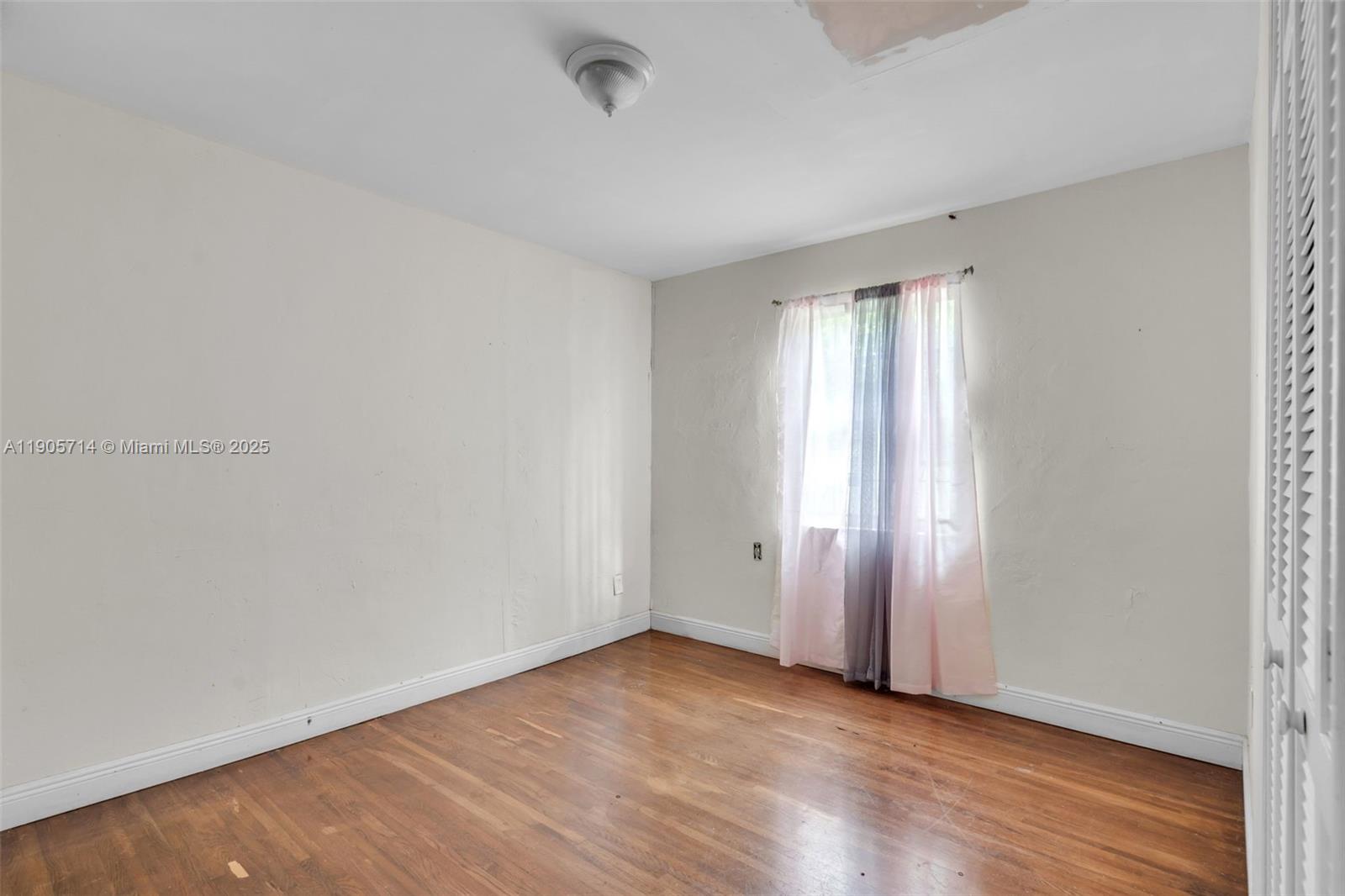 ALLAPATTAH HOMESITES - Residential Income