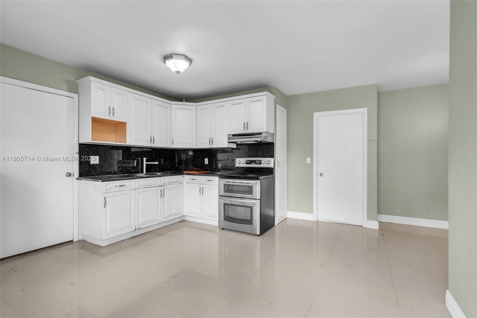 ALLAPATTAH HOMESITES - Residential Income