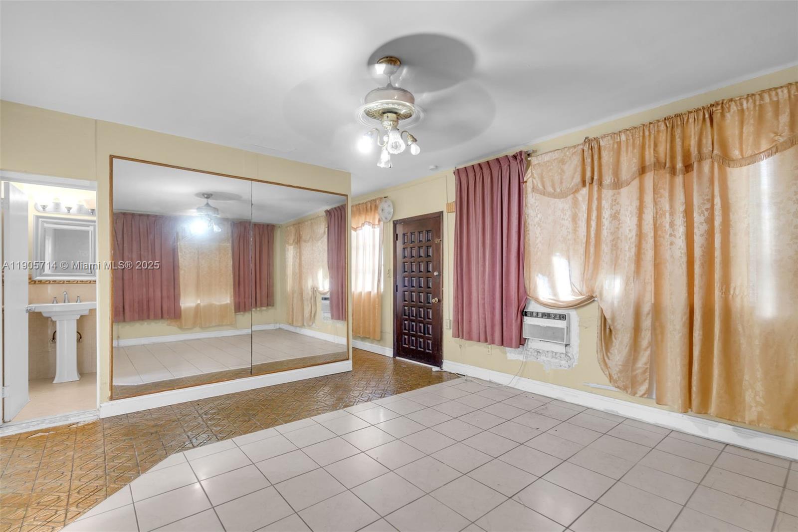 ALLAPATTAH HOMESITES - Residential Income