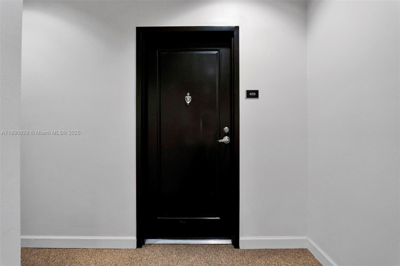 TERRAZAS RIVERPARK VILLAG - Residential