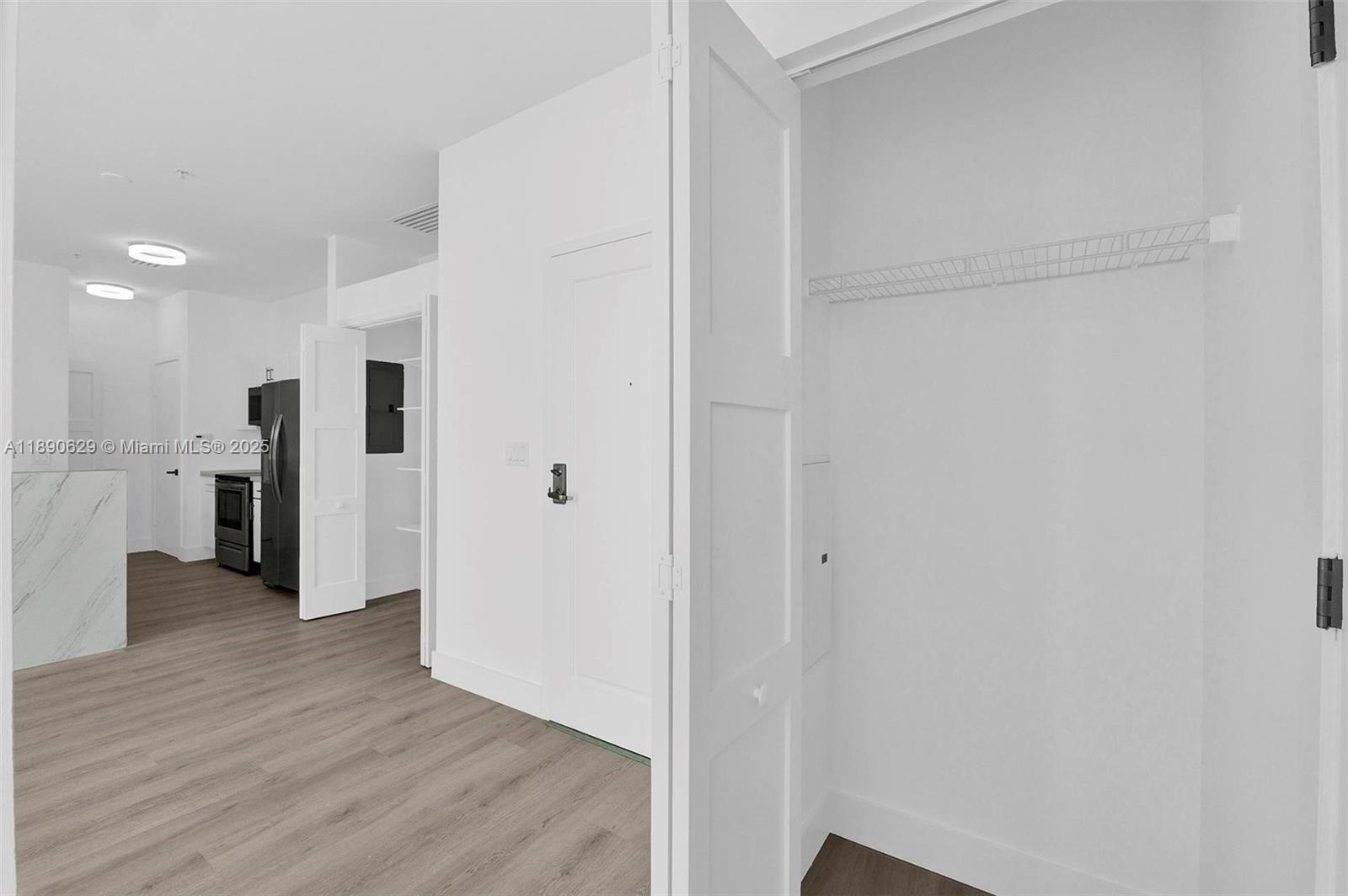 TERRAZAS RIVERPARK VILLAG - Residential