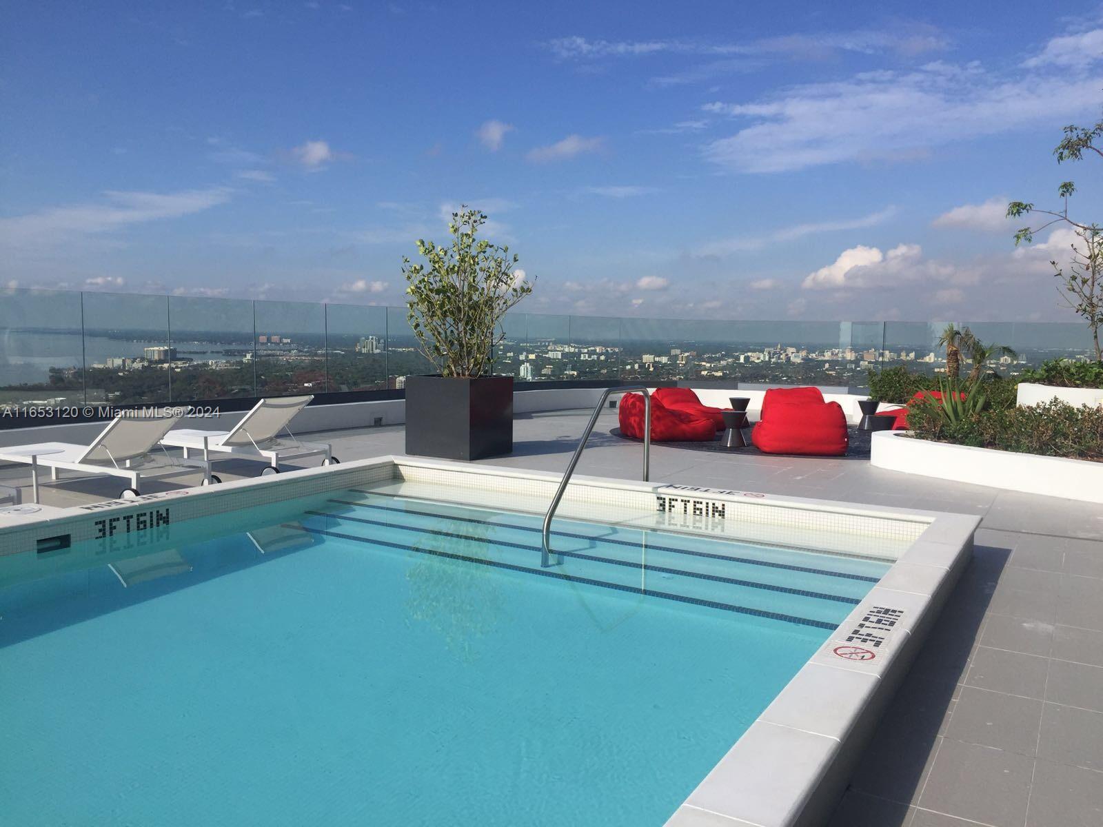 BRICKELL HEIGHTS WEST CON - Residential