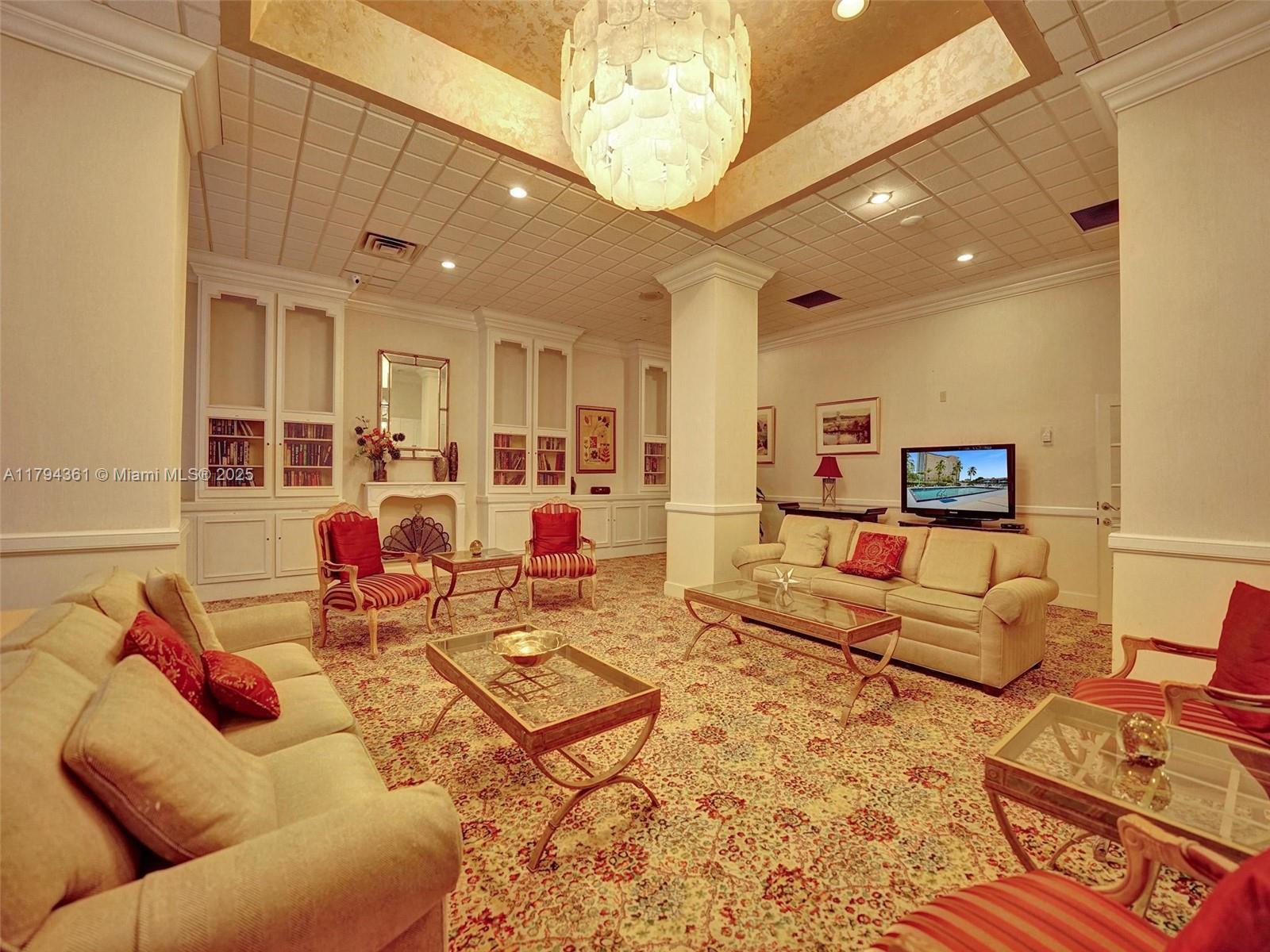 HALLMARK OF HOLLYWOOD CON - Residential Lease