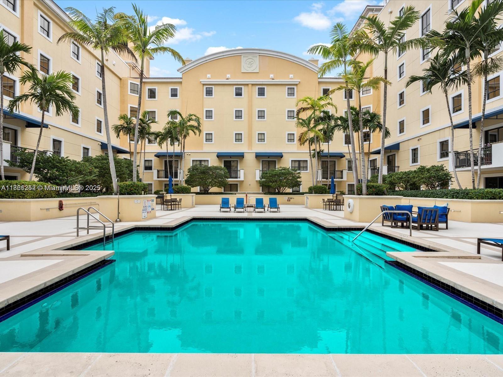 COLONNADE AT DADELAND SW - Residential