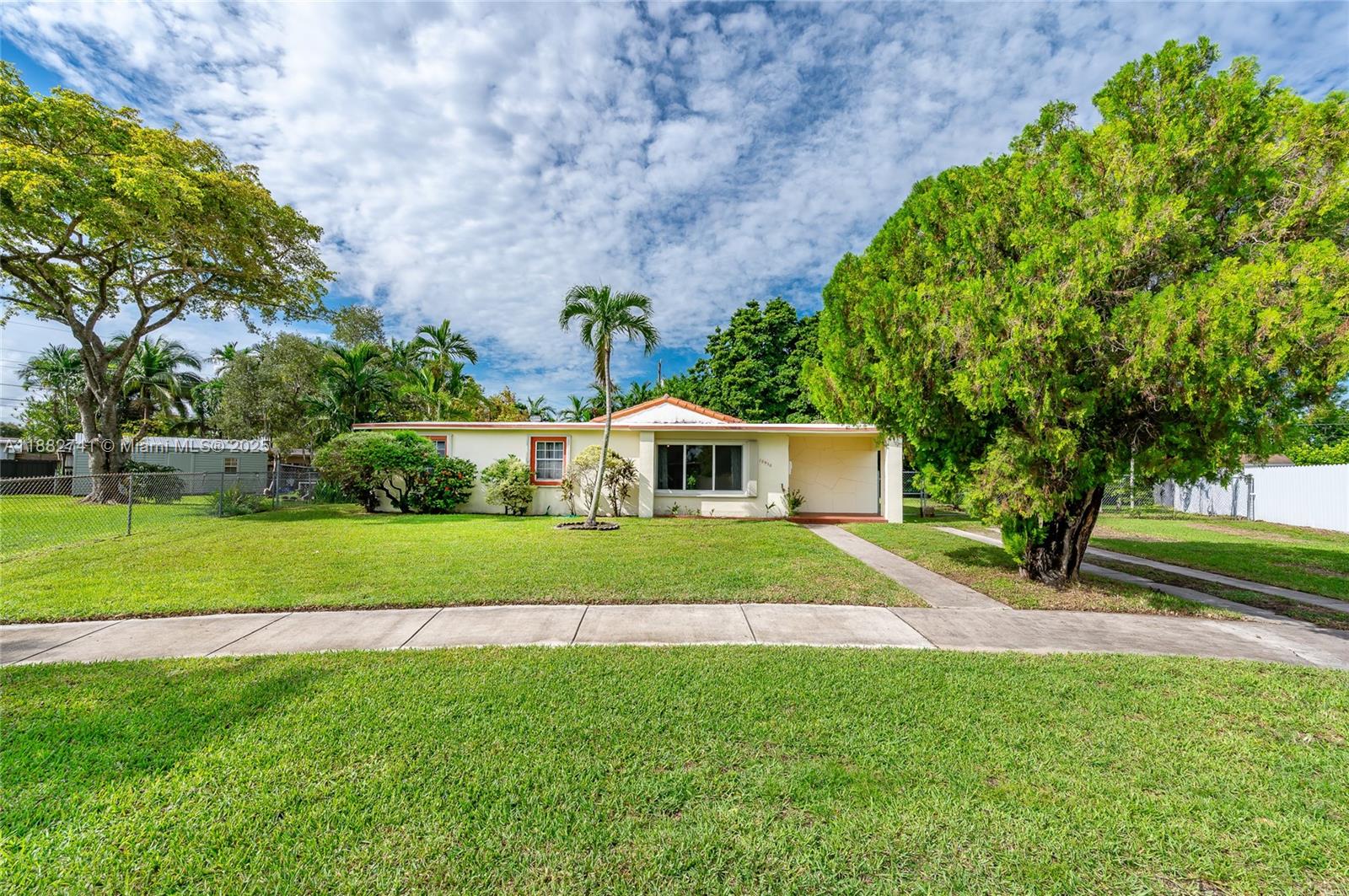 10950 SW 53rd Dr