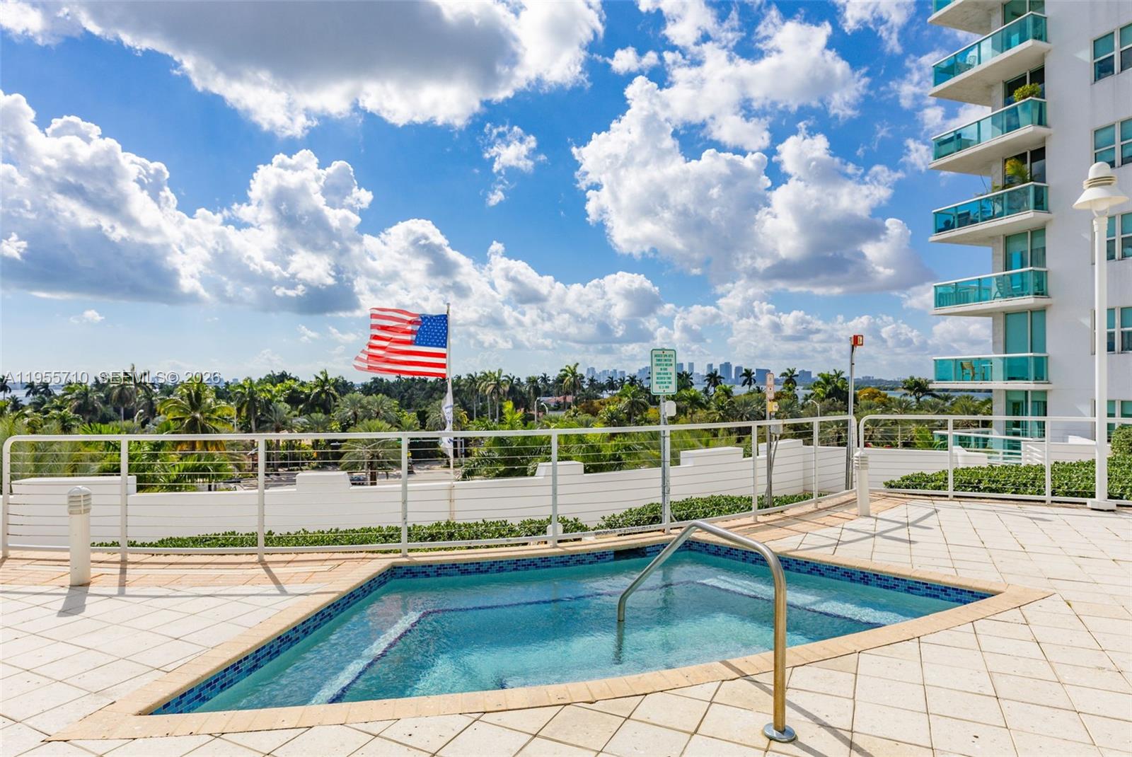 ¤360 CONDO B - Residential