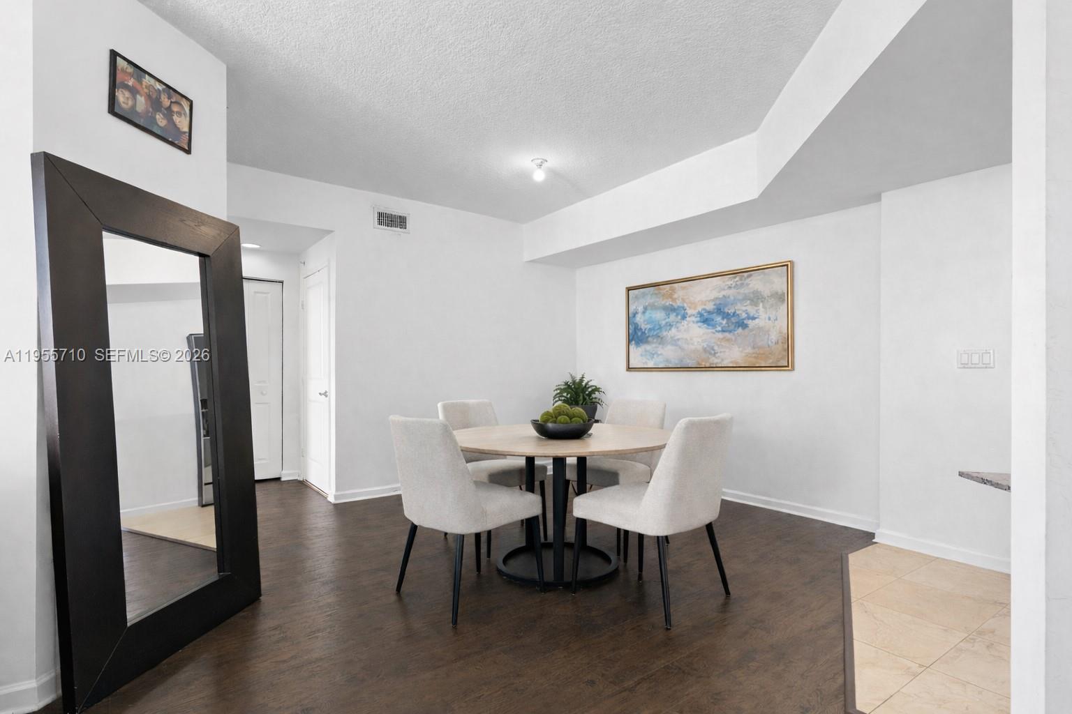 ¤360 CONDO B - Residential