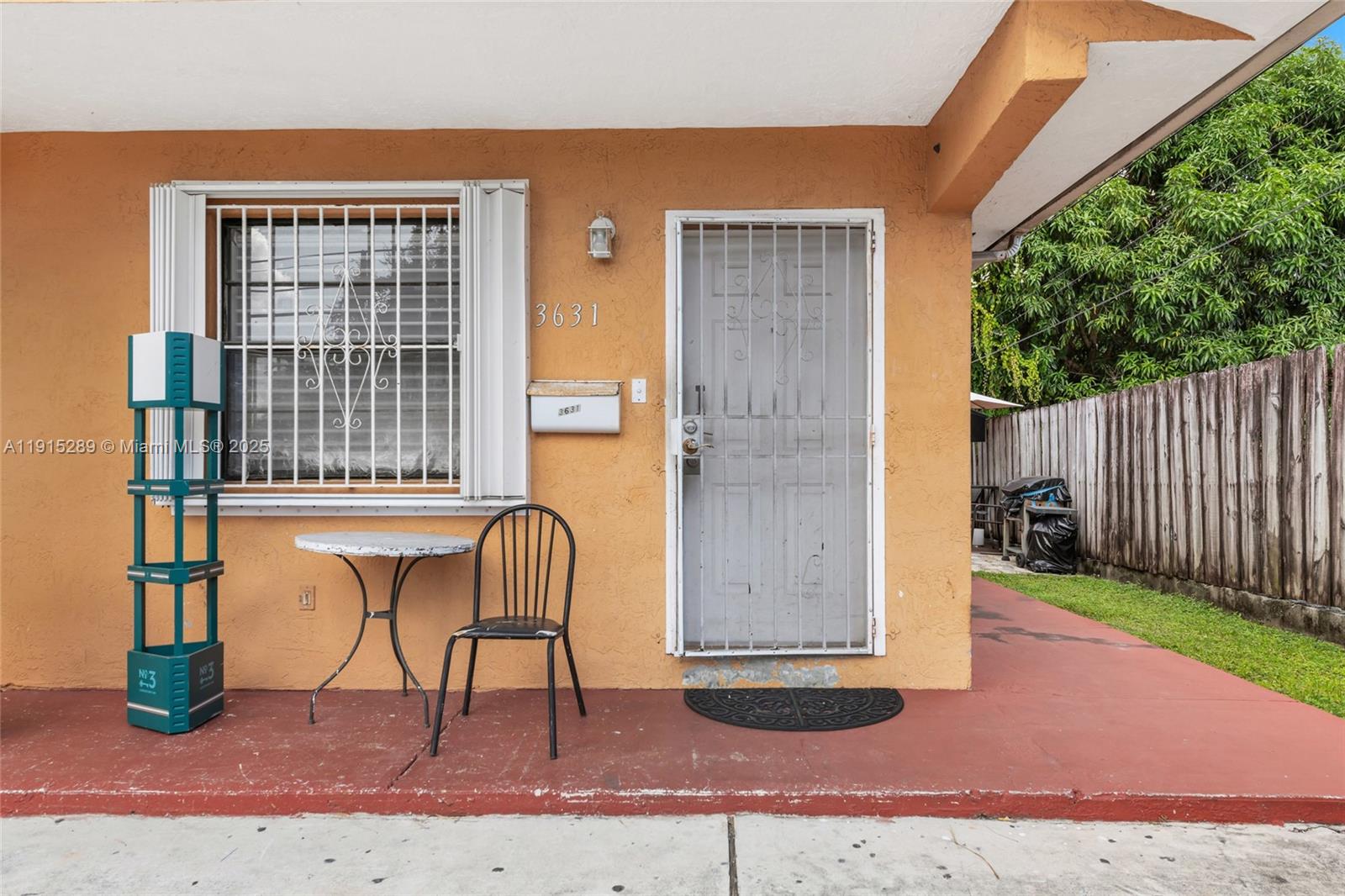 W D SANFORDS - Residential Income