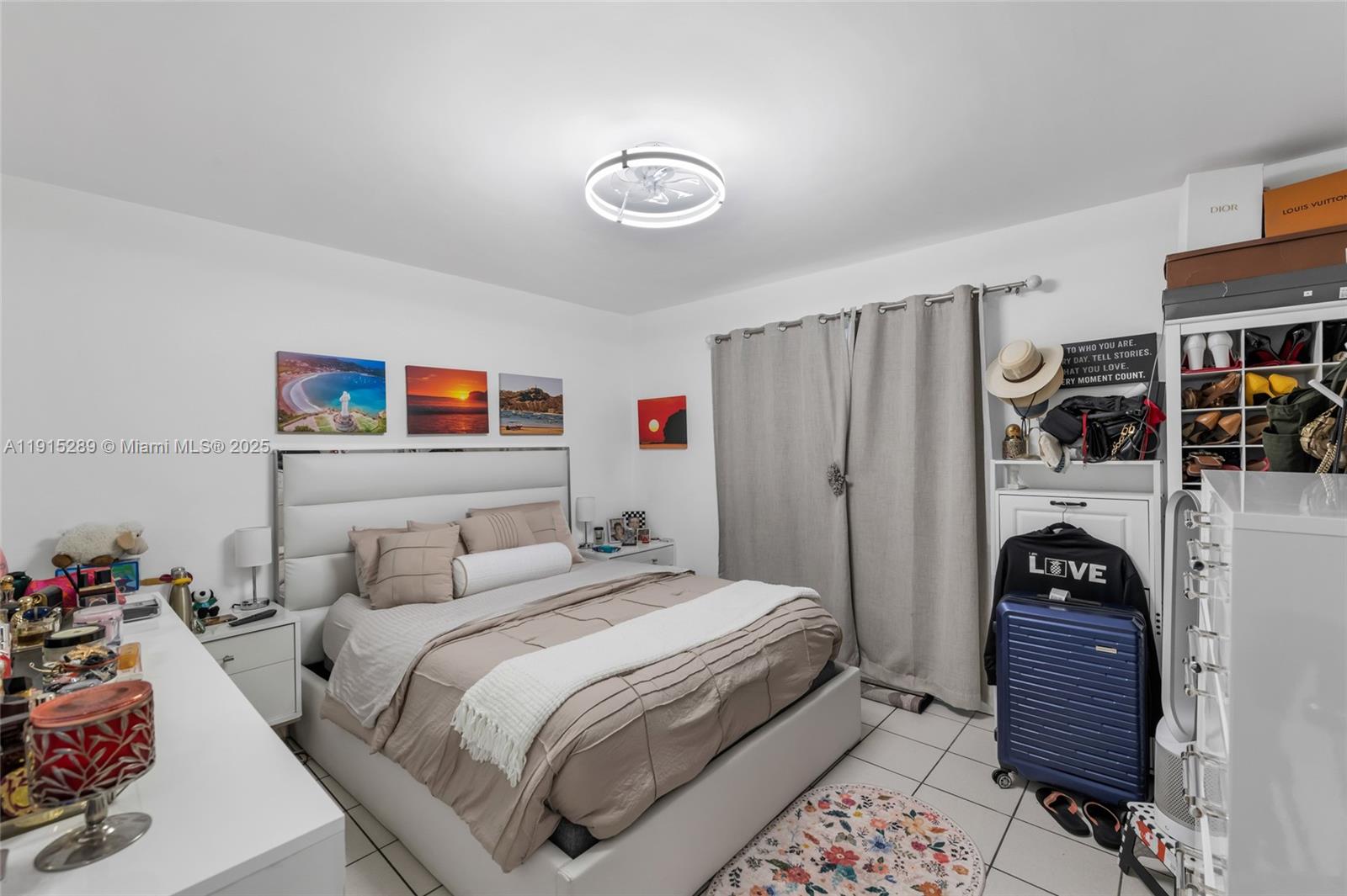 W D SANFORDS - Residential Income