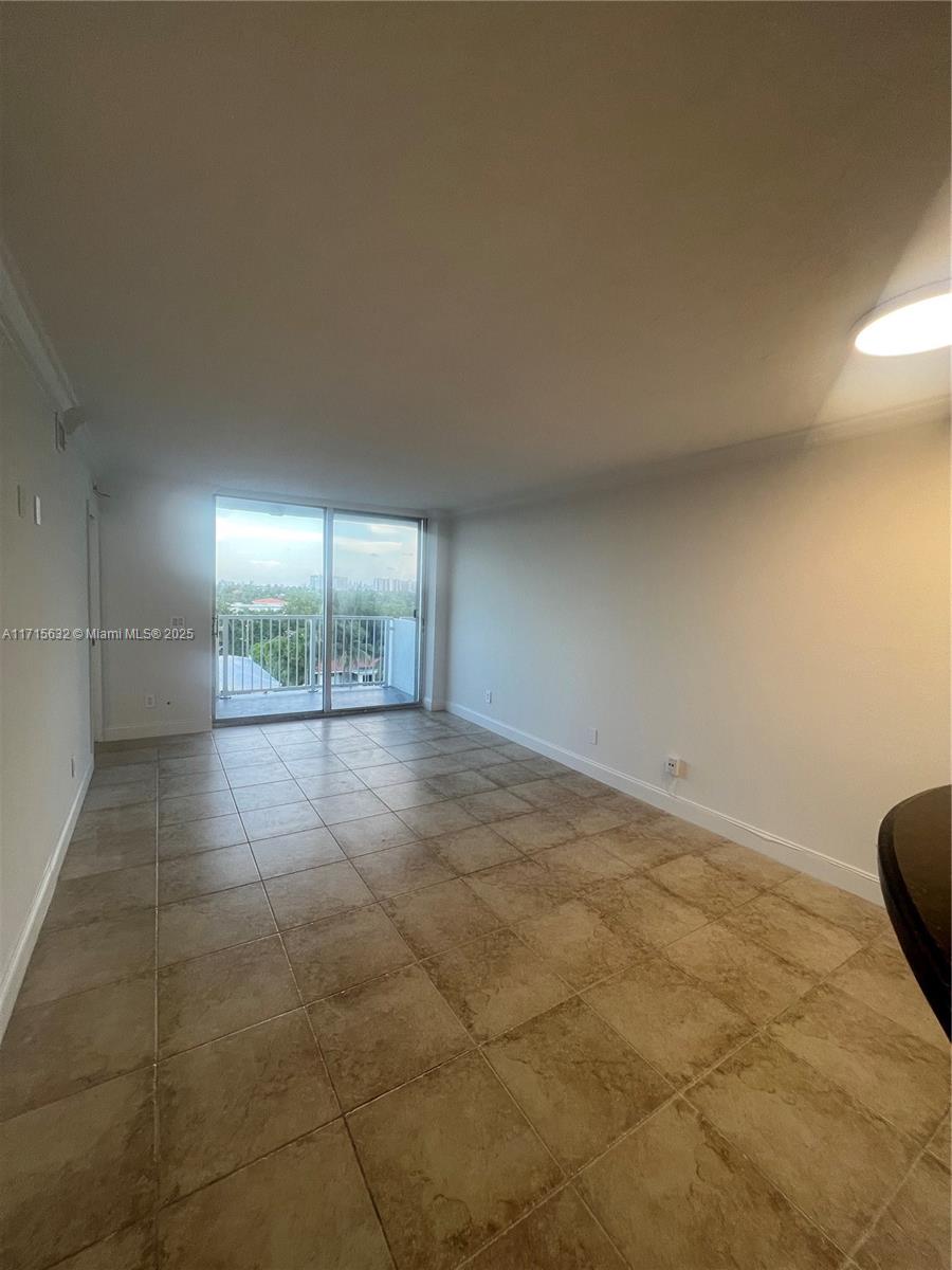 KEYSTONE TOWERS CONDO - Residential