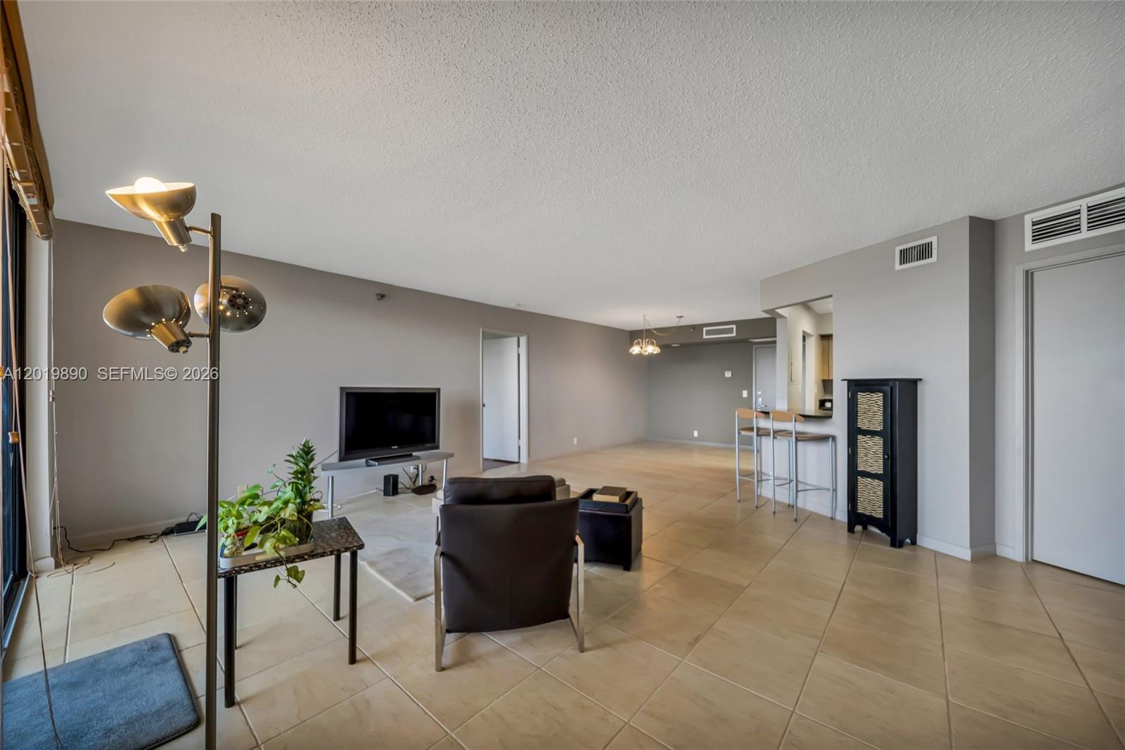 3300 NE 191st St LP04