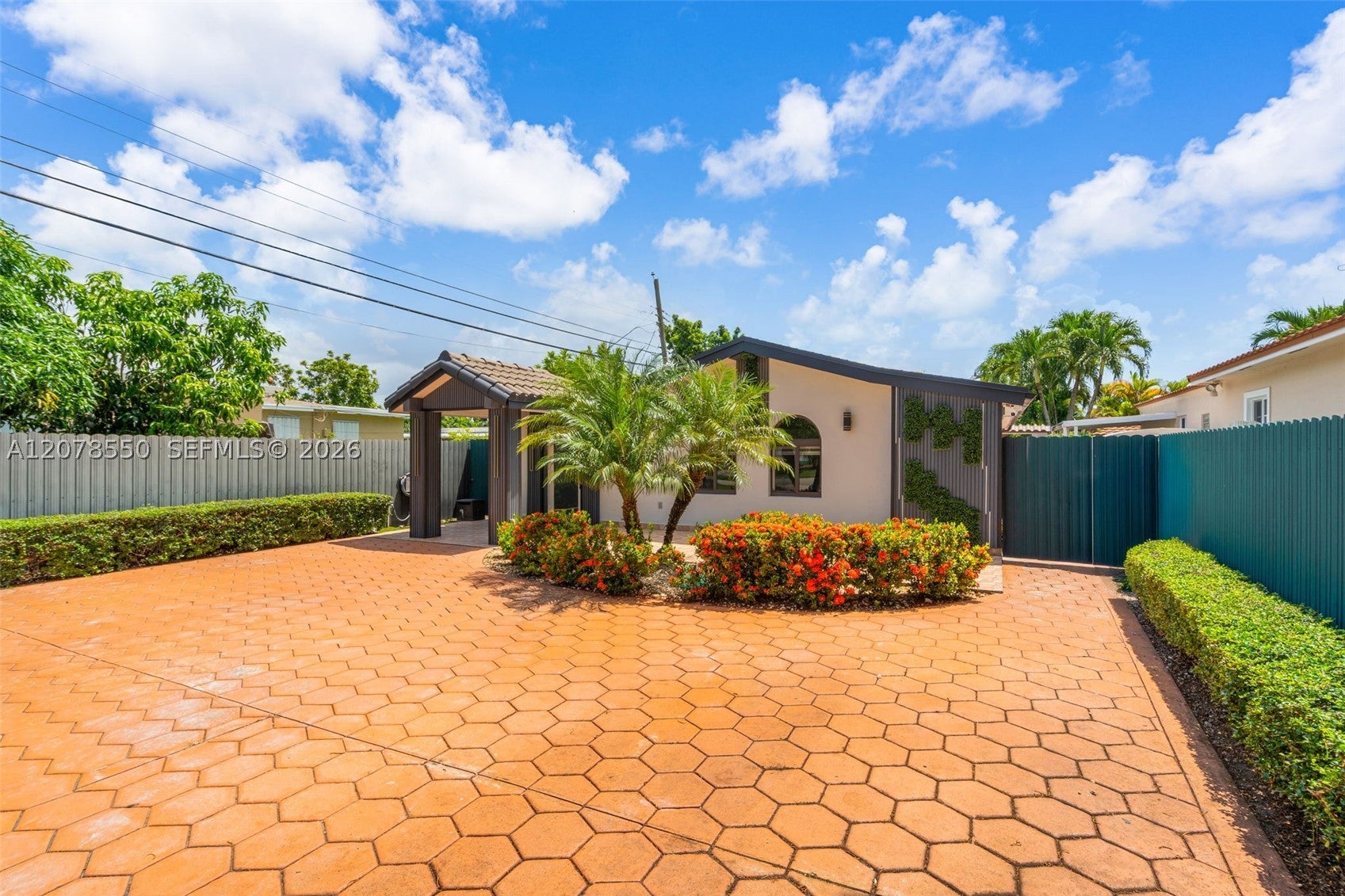1327 SW 72nd Ave, Miami FL 33144