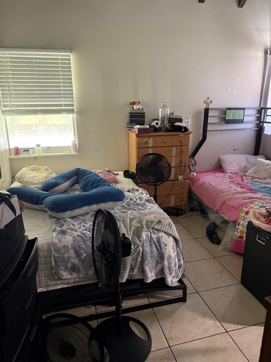 FLORAL HEIGHTS - Residential Income