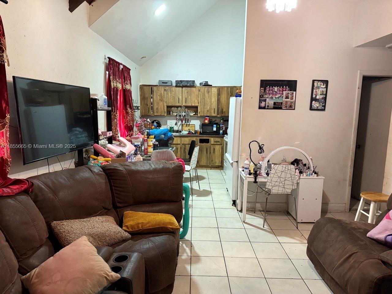 FLORAL HEIGHTS - Residential Income