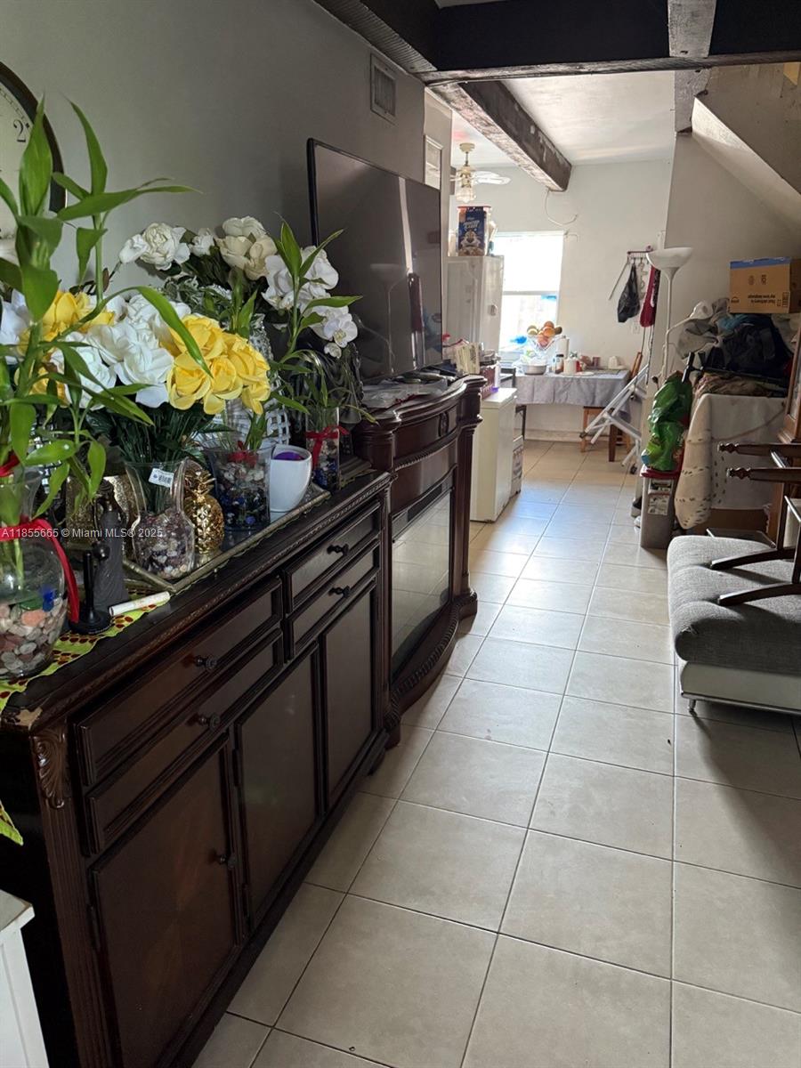 FLORAL HEIGHTS - Residential Income