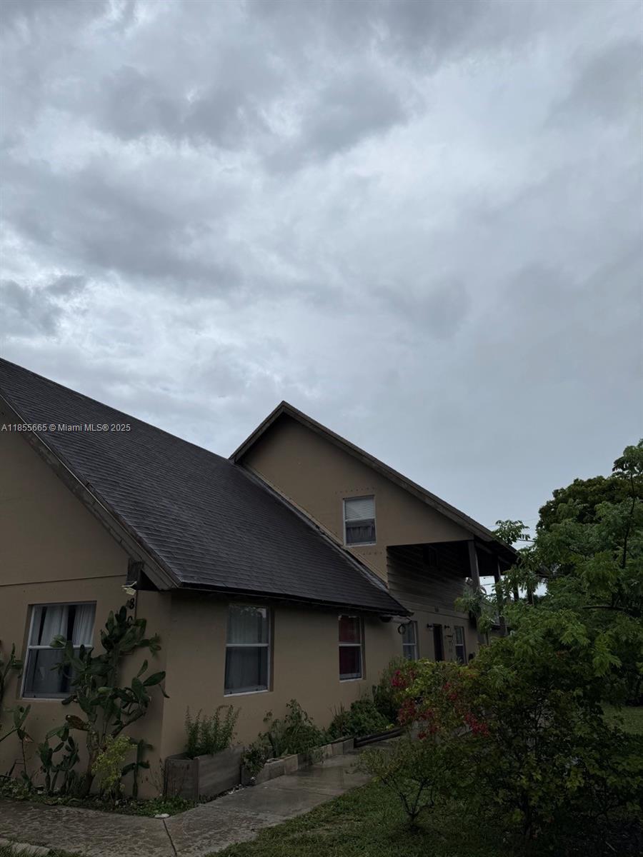 1801 Gardenia Rd