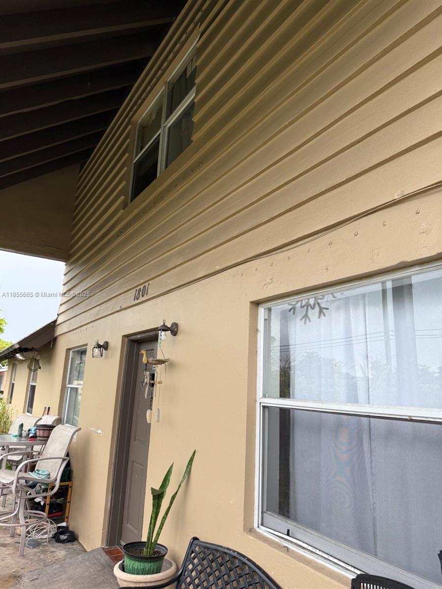FLORAL HEIGHTS - Residential Income