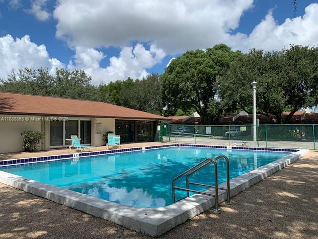 VENETIAN LAKES CONDO - Residential
