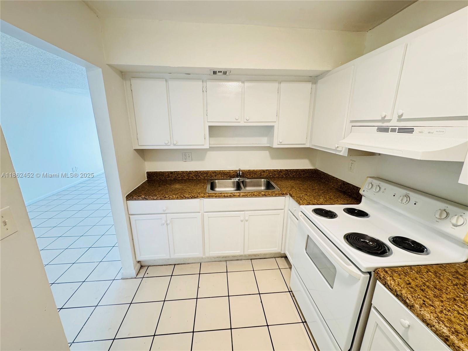 3610 NW 21st St 205