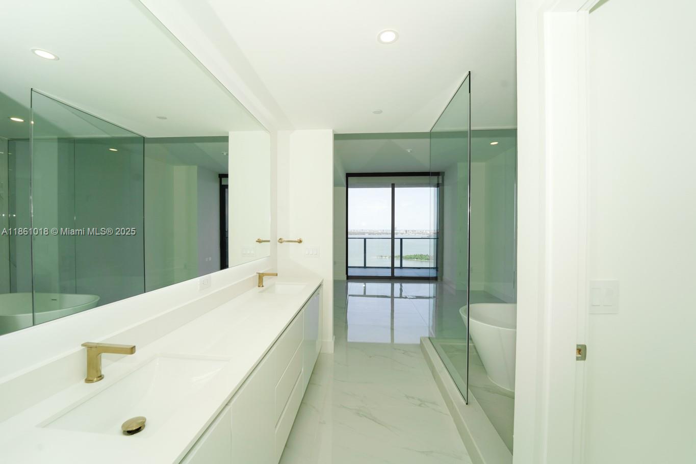 Aria Reserve Miami - Residential