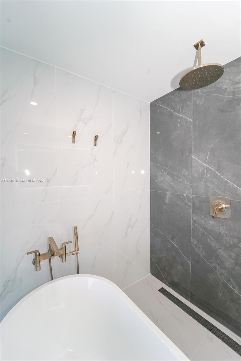 Aria Reserve Miami - Residential