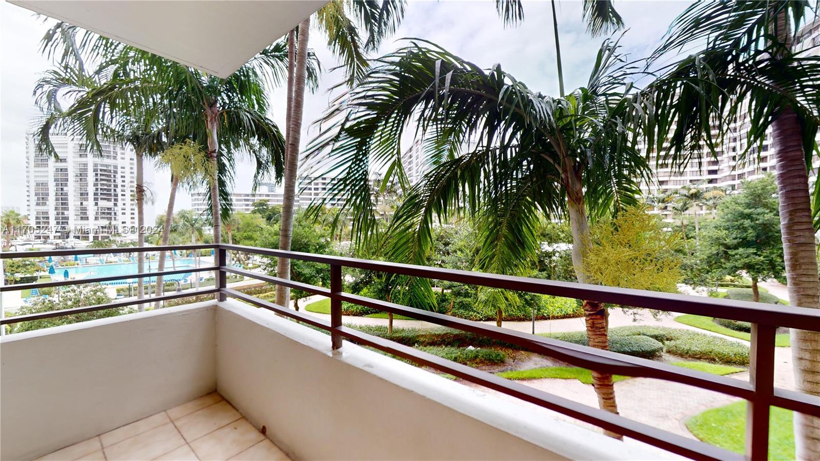 OLYMPUS CONDO - Residential