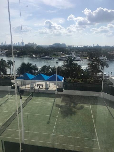 BLUE DIAMOND CONDO - Residential Lease